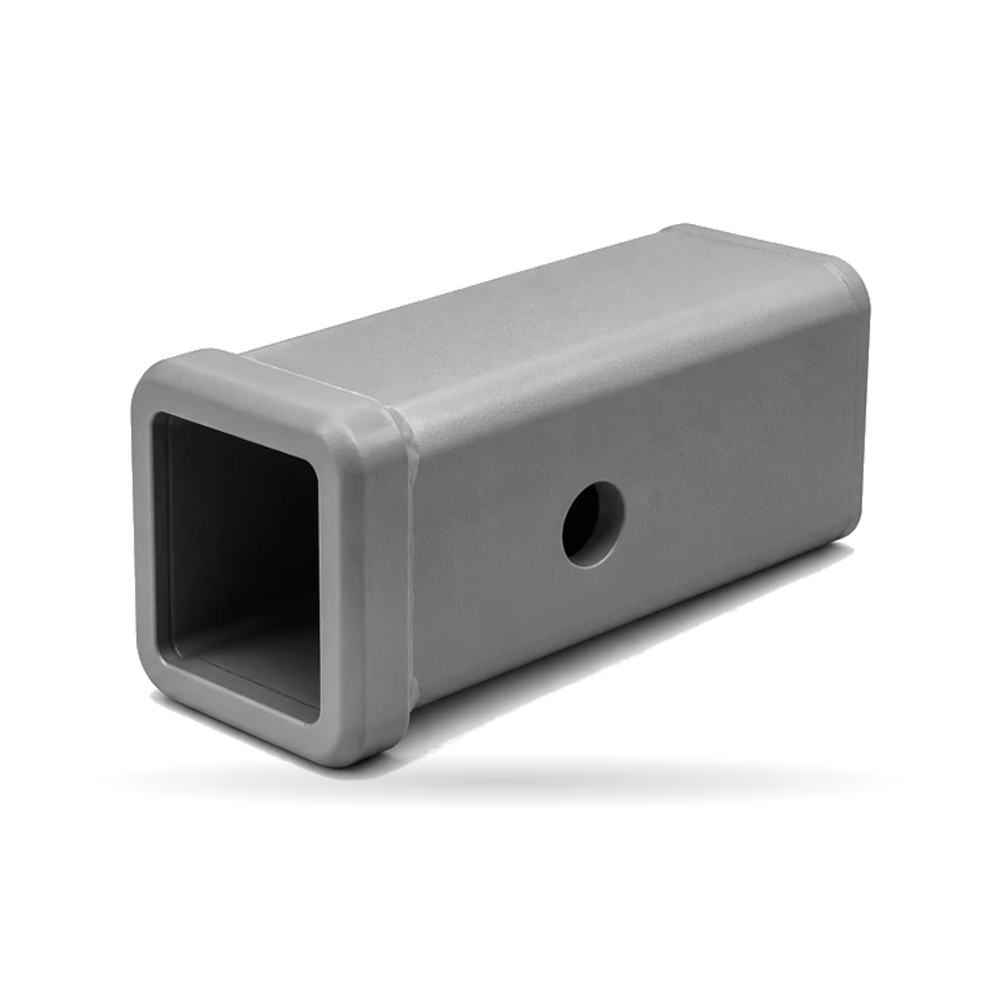 Tubo receptor cuadrado 2x2x6 pulgadas para soldar, vista en perspectiva con orificio para pasador